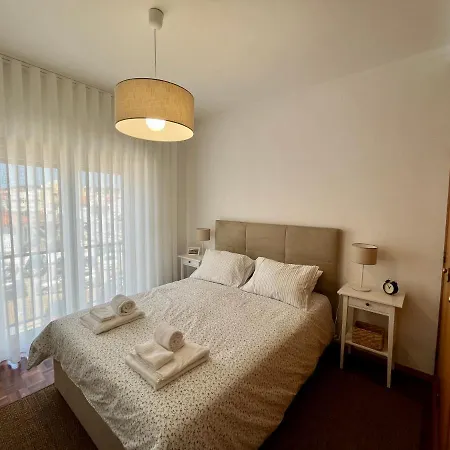 Casa Da Estacao_sao Martinho Do Porto Apartament