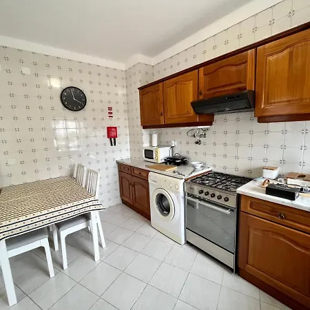 Casa Da Estacao_sao Martinho Do Porto Daire