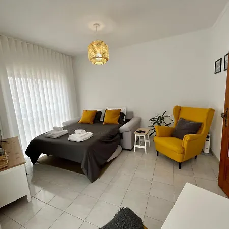 Casa Da Estacao_sao Martinho Do Porto * São Martinho do Porto