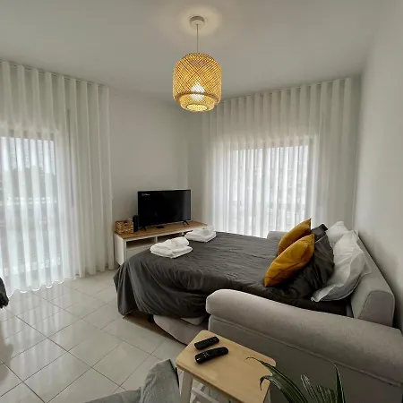 Apartment Casa Da Estacao_sao Martinho Do Porto Sao Martinho do Porto