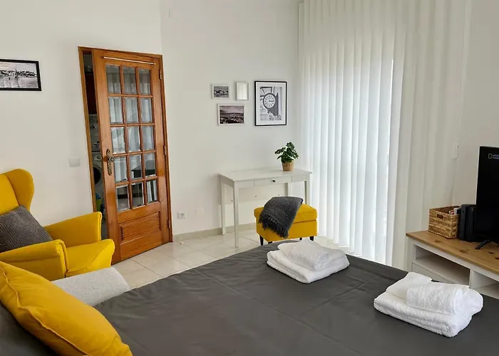 Casa Da Estacao_sao Martinho Do Porto * São Martinho do Porto