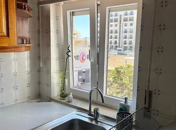 Casa Da Estacao_sao Martinho Do Porto * São Martinho do Porto